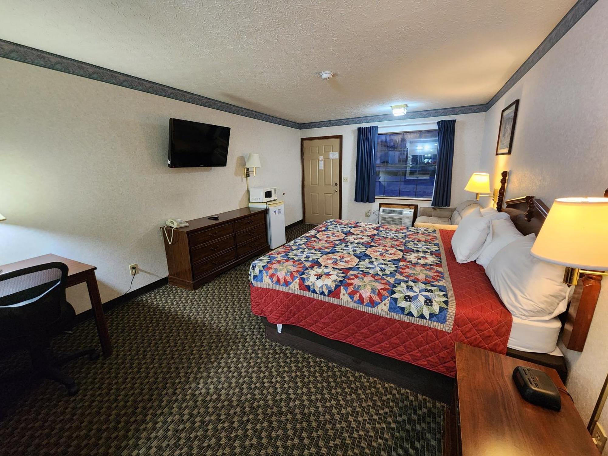 Americas Inn Bardstown Exterior photo