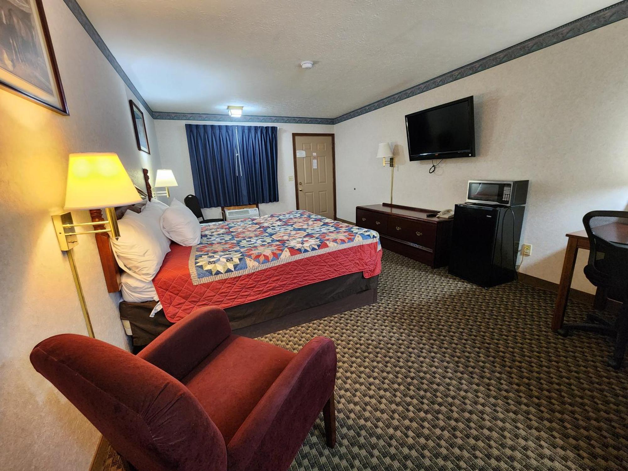 Americas Inn Bardstown Exterior photo