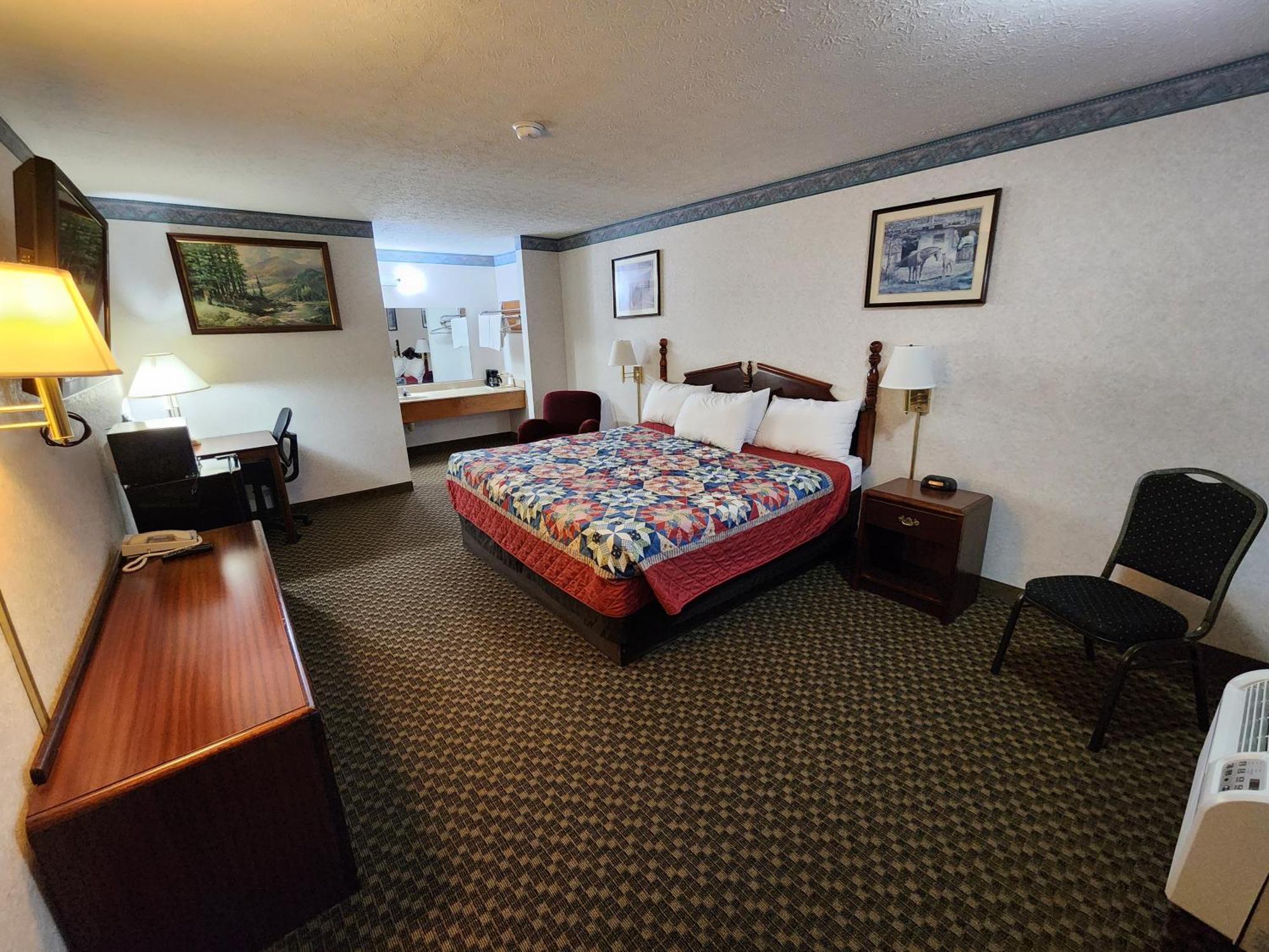 Americas Inn Bardstown Exterior photo